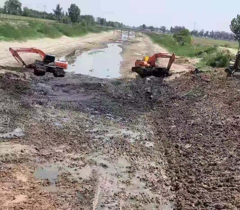 廣東船挖掘機出租-大沙華澤水挖機出租