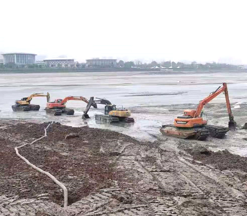 清淤水陸挖掘機租賃按天收費-大沙華澤水上挖機租賃