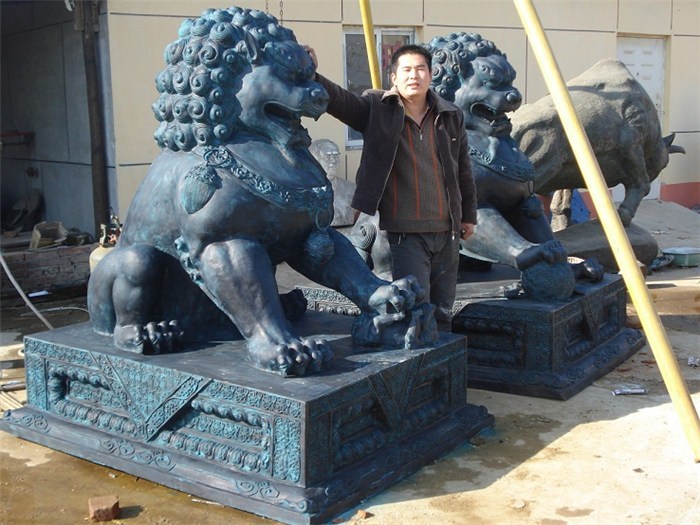 現貨供應1.8米匯豐銅獅子_匯豐銅雕_北京銅獅子