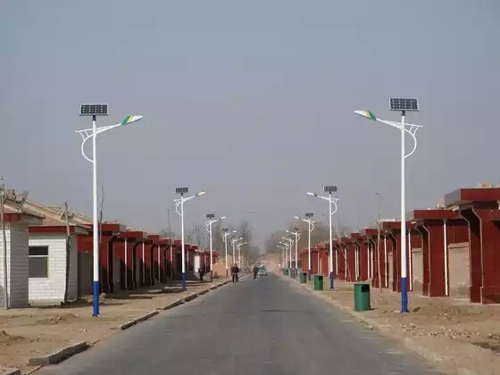 白銀太陽能路燈,8米高太陽能路燈,BOB下注環保(優質商家)
