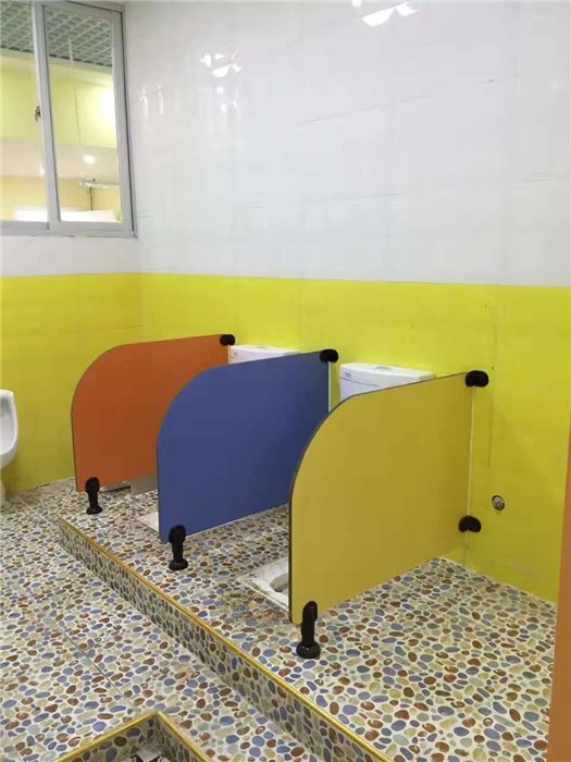 幼兒園衛生間隔斷擋板尺寸