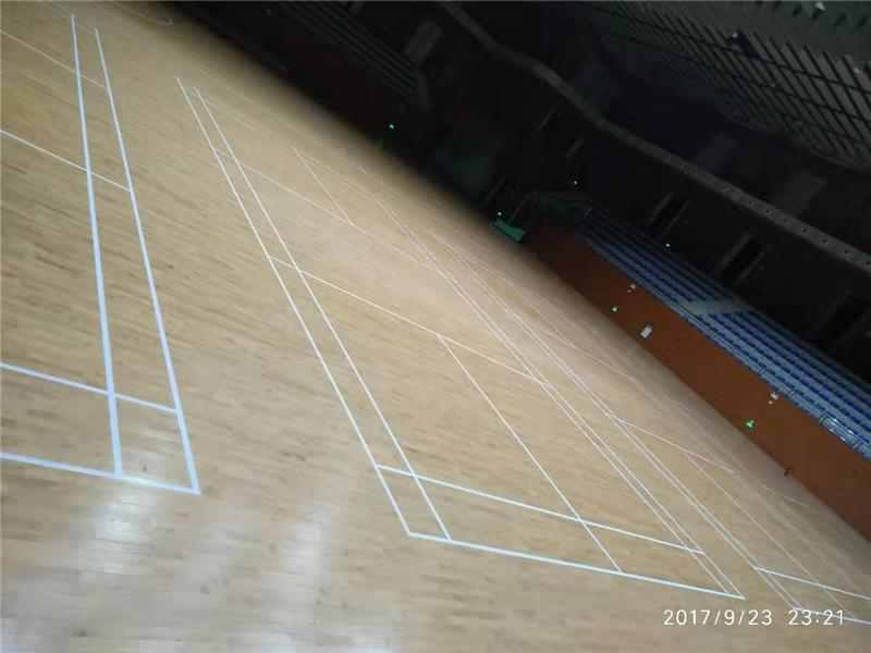 立美建材国内品牌商-舞蹈教室木地板报价-舞蹈教室木地板