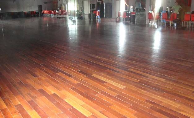 陕西舞台地板、立美舞台地板批发(在线咨询)、实木舞台地板