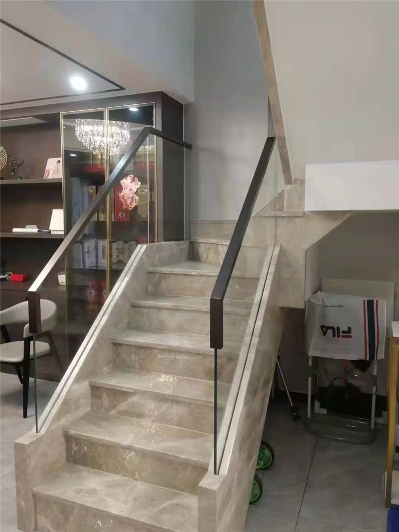 杭州实木楼梯-杭州顺发楼梯有限公司-整体实木楼梯