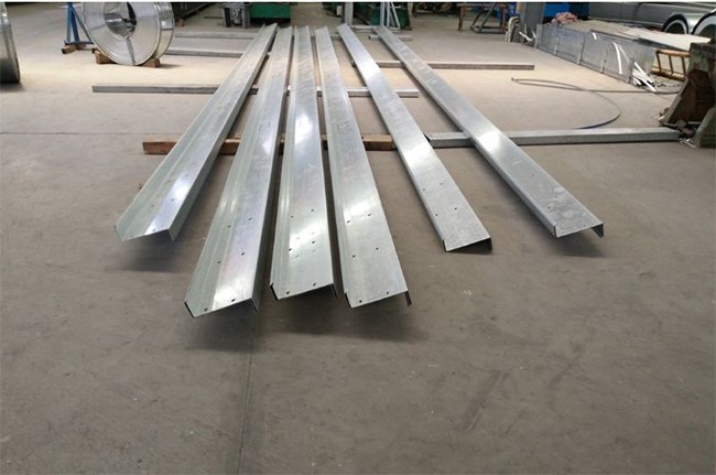 c型钢-安徽粤港钢结构工程-冲孔c型钢