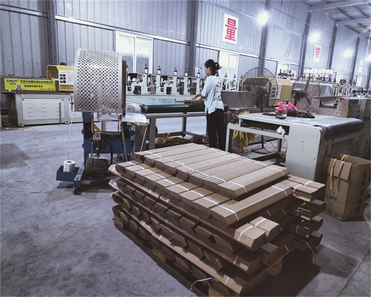 蕪湖潤林包裝生產廠家(圖)-紙護角板生產廠家-上海紙護角板