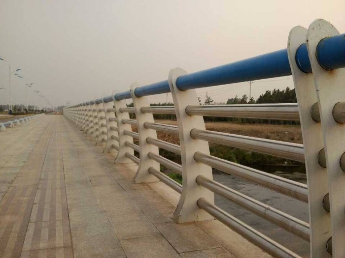 喷塑桥梁护栏设计