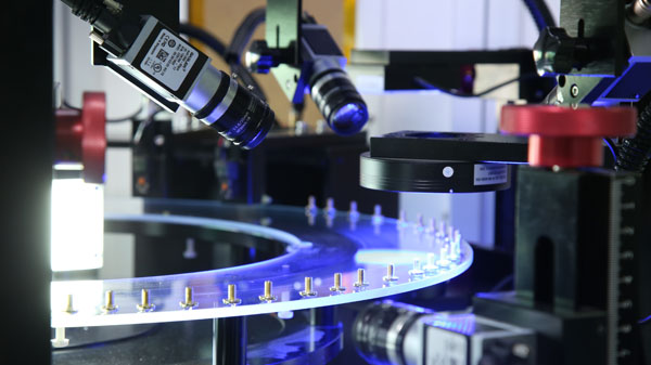 检测平均直径螺栓影像筛选机-瑞科光学检测设备