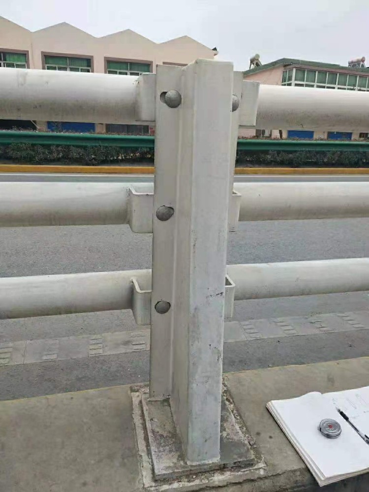 防撞桥梁栏杆多少钱